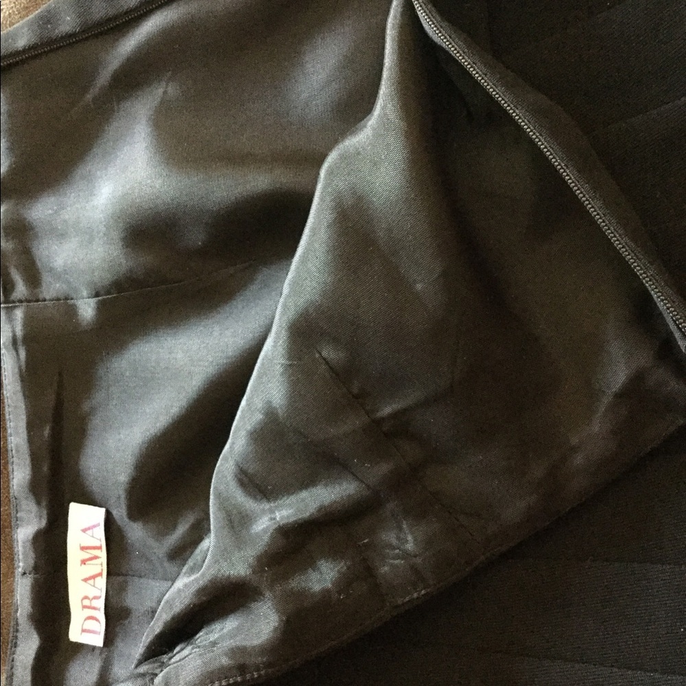 Drama black front pleated skirt - Picture 4 of 6